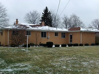 4th image of 1355 Savoy Ln