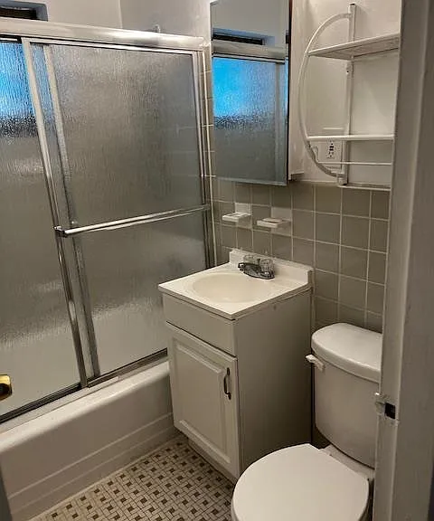 3021 Edwin Ave #1J — Photo 7