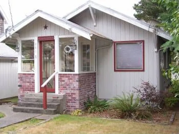 441 14th Ave, Seaside, OR 97138