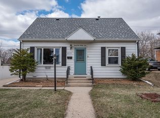 4135 S 5th Pl, Milwaukee, WI 53207