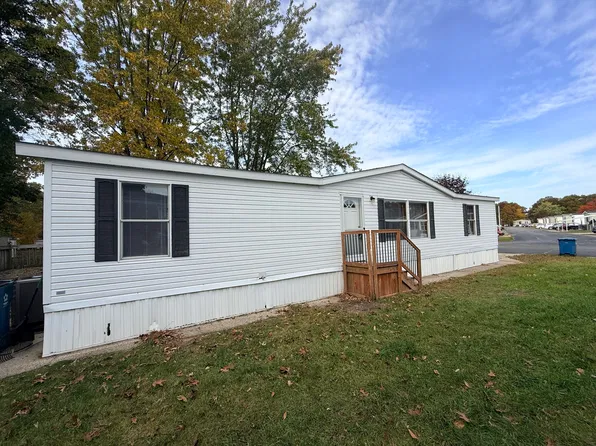 1481 Kenora, Muskegon, MI 49444
