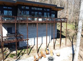 178 Mullican Dr, Smithville, TN 37166