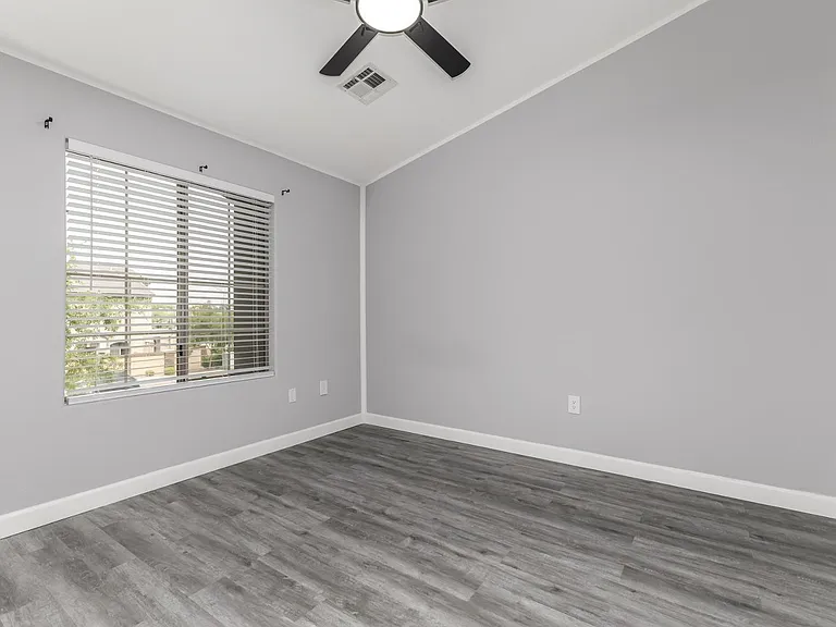 1350 S Greenfield Rd #2205 — Photo 21