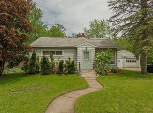 732 3rd St NE, Faribault, MN 55021