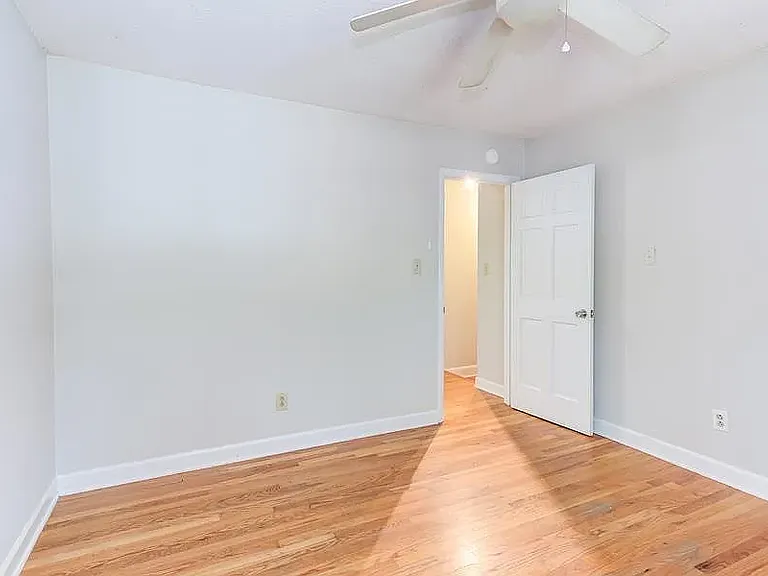205 Sunrise Ln #D-1 — Photo 14