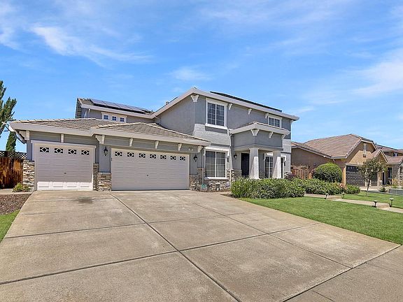 2nd image of 556 Ruby Drive