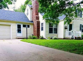 1160 SW Collins Ave, Topeka, KS 66604