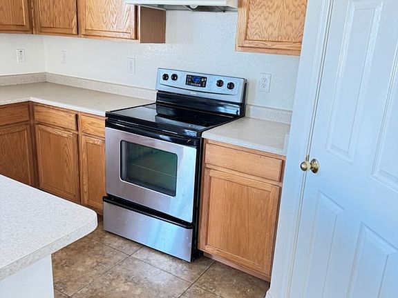 4th image of 33433 N Madison Way Dr