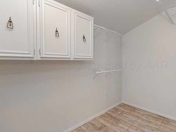 3rd image of 4714 S Bonham St