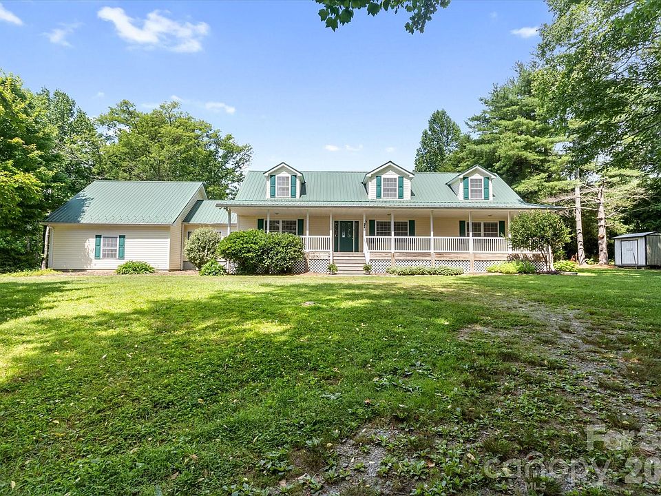 1st image of 293 Sun Meadow Ln