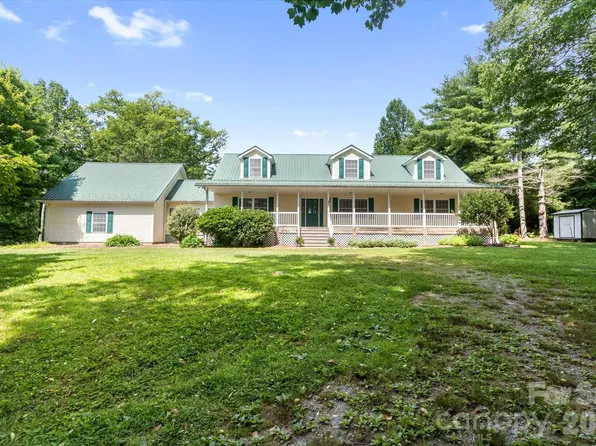 293 Sun Meadow Ln, Pisgah Forest, NC 28768