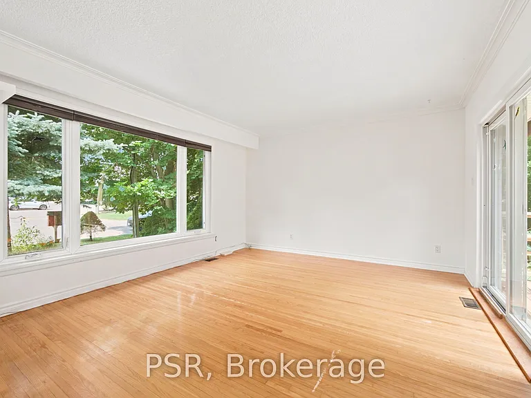 531 Rodd Ave #UPPER — Photo 11