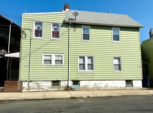 206 Hamilton St #B, Harrison, NJ 07029