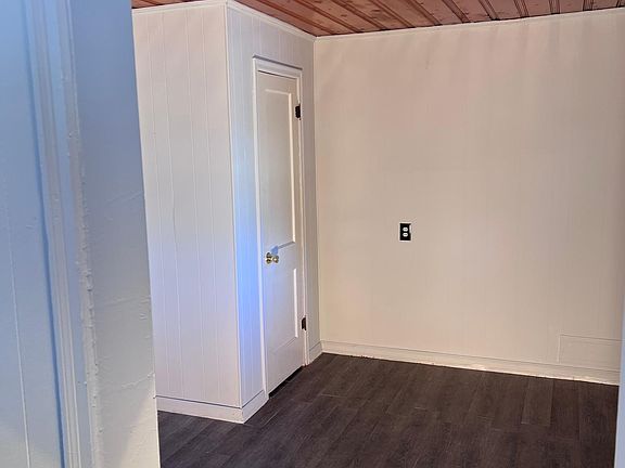 5th image of 1950 N Illinois Ave #5