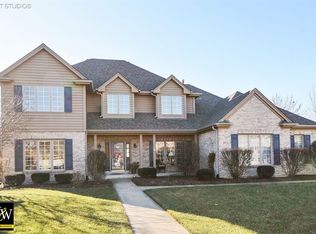 304 Avena Cir, Naperville, IL 60565