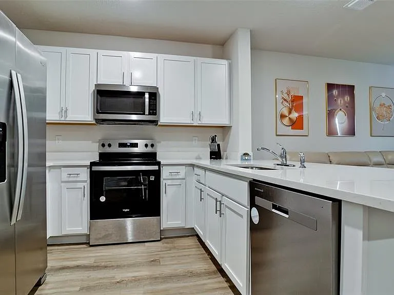 2746 Pearly Banks Dr — Photo 3