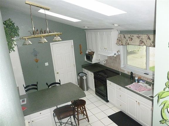 2nd image of 4043 Weybright Ct