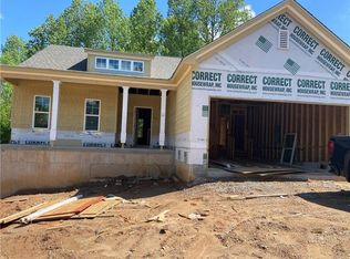 2619 Limestone Creek Dr, Gainesville, GA 30501