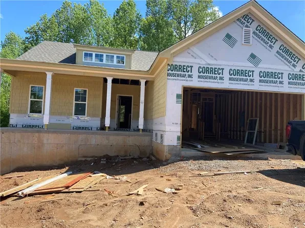 2619 Limestone Creek Dr, Gainesville, GA 30501