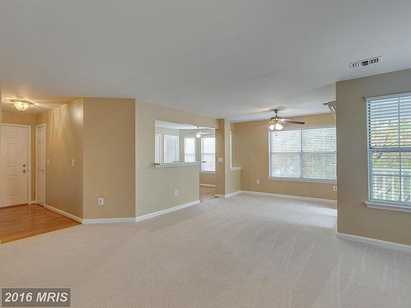 3rd image of 5636 Willoughby Newton Dr Unit 25