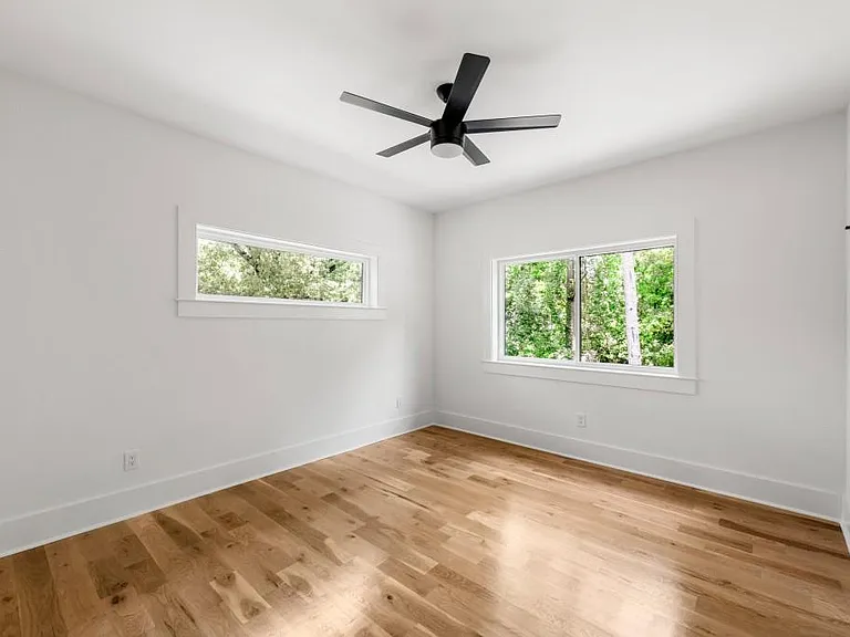 2771 Guthrie St SE — Photo 40