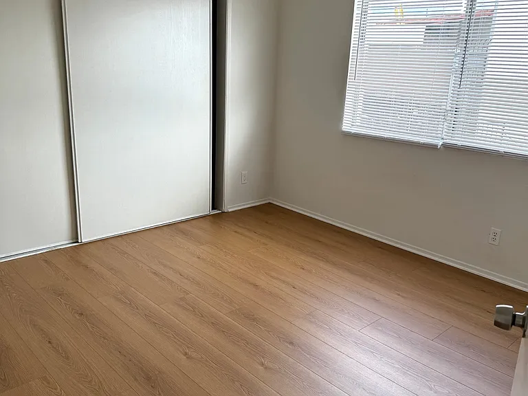 8713 Cattaraugus Ave #4 — Photo 5