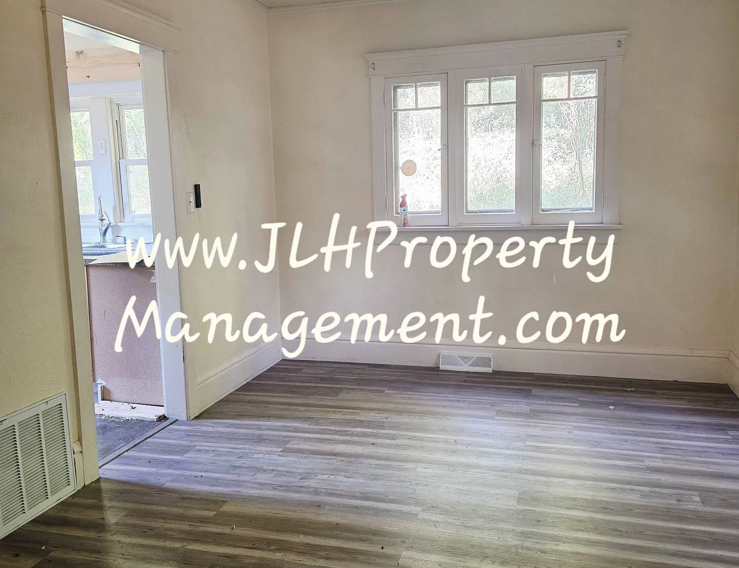 18 Walnut Street - 1 — Photo 4