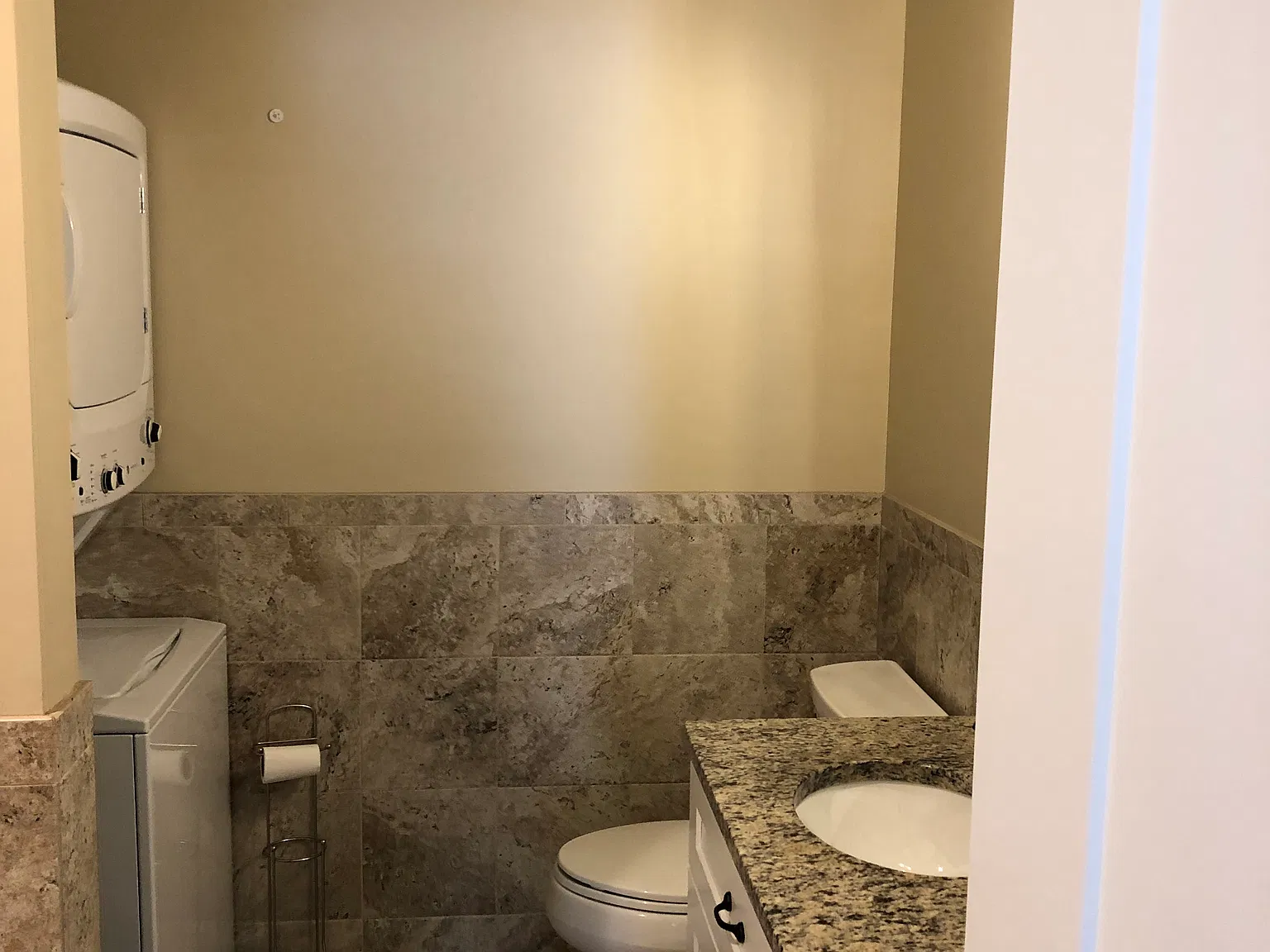 2 bed, 1200 sqft, $2,800 — Photo 4