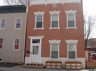 24 Cortland Pl, Albany, NY 12203