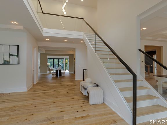 2nd image of 729 Smith Ridge Road