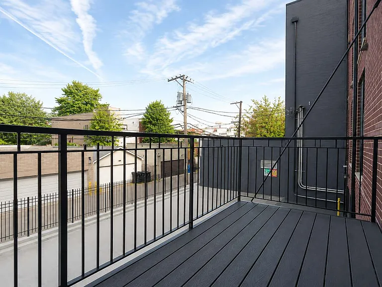 520 N Western Ave #2D — Photo 13