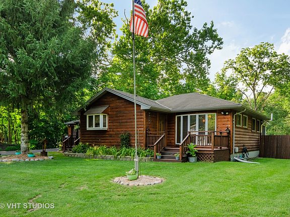 2nd image of 11044 Elmwood Ct