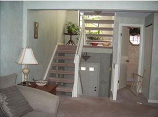 128 Old English Rd, Pittsburgh, PA 15237