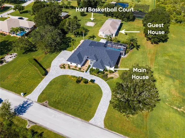 8710 Lake Ridge Dr, Grant Valkaria, FL 32909