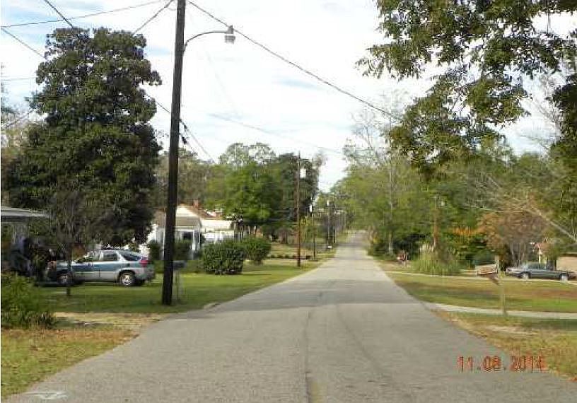 2nd image of 204 Jones Ave