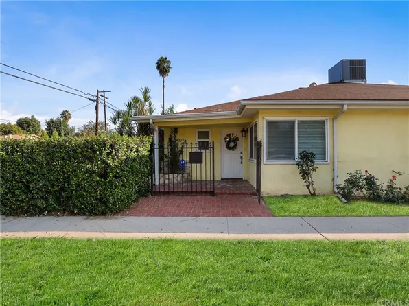 7027 Gloria Ave, Lake Balboa, CA 91406