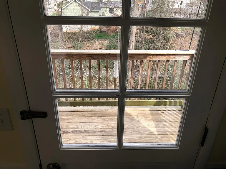 1228 Holmes Ave — Photo 10