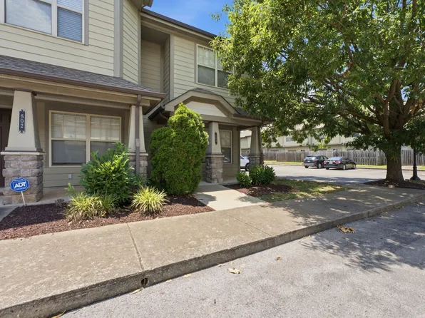 105 4th Ave APT 503, Murfreesboro, TN 37130