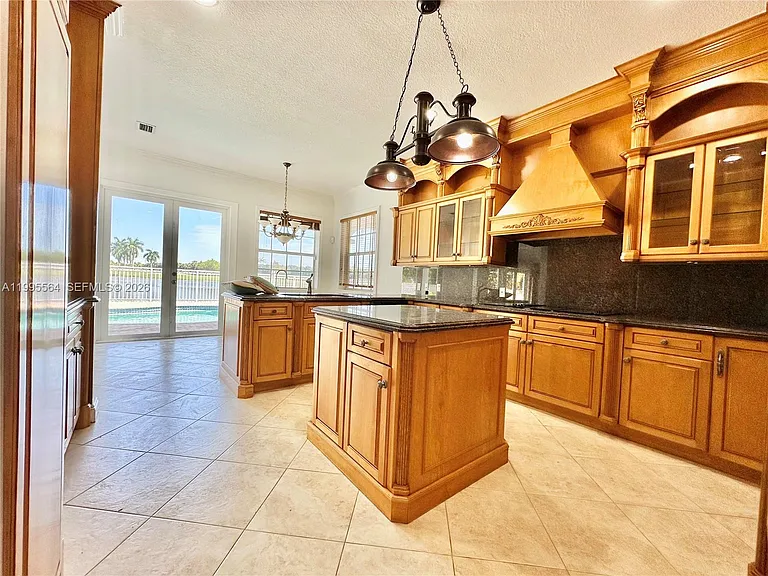 5023 NW 94th Doral Pl — Photo 12