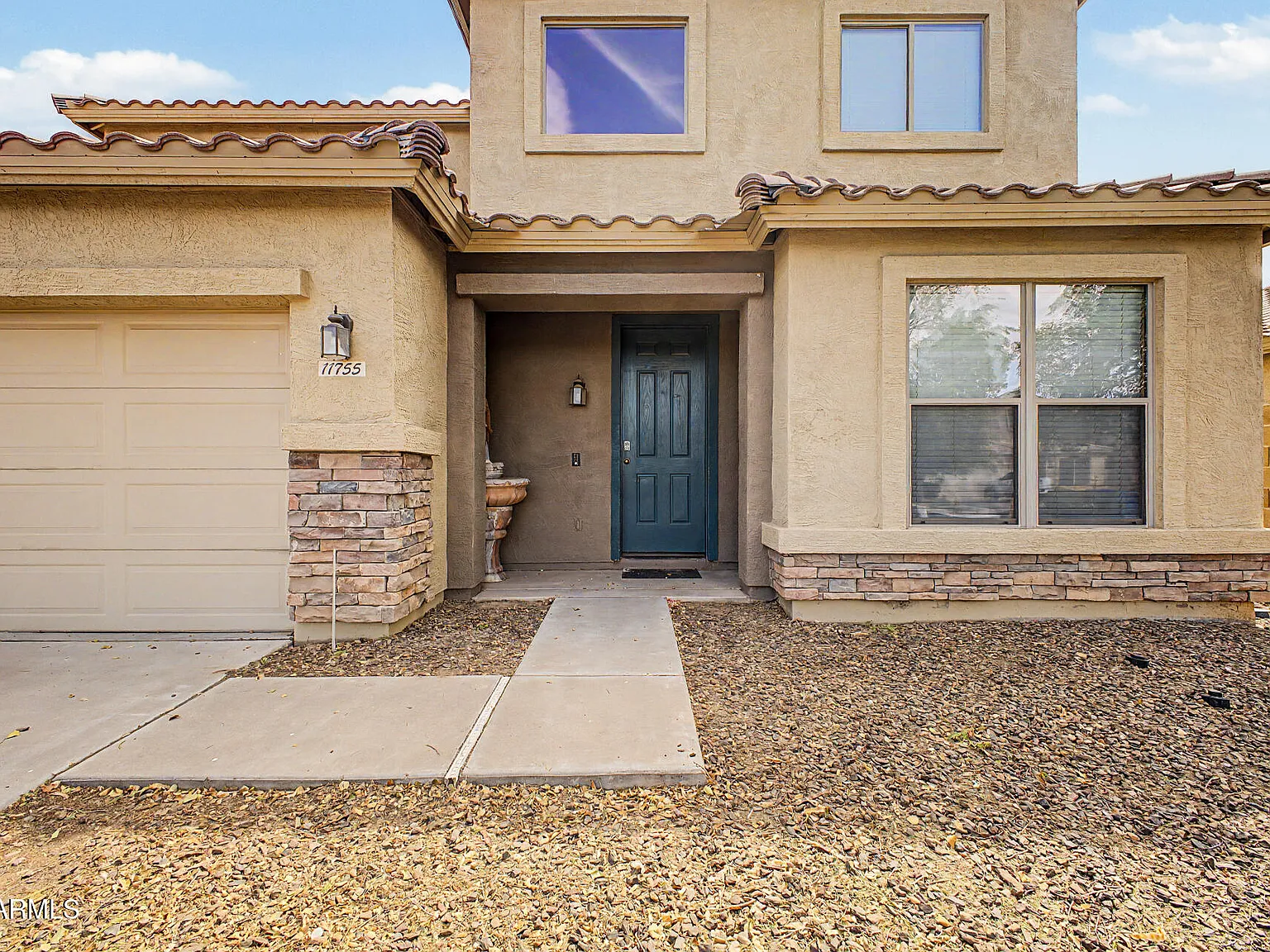 4 bed, 2.5 bath, 2035 sqft, $2,450 — Photo 4