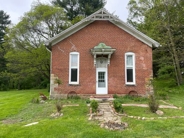 3227 Pleasant Valley Rd, Lucas, OH 44843