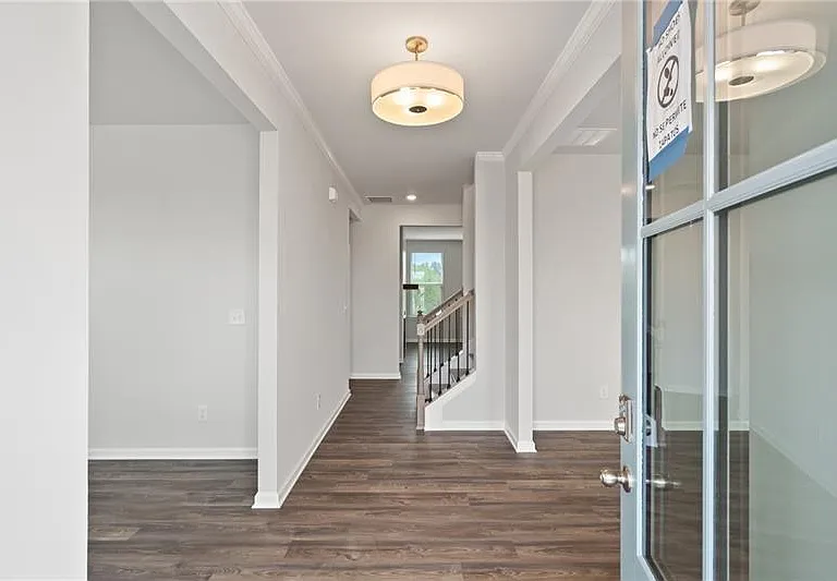 4945 Shipley Ave — Photo 4