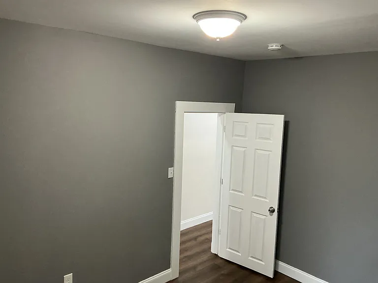2519 W Fairmount Ave — Photo 19