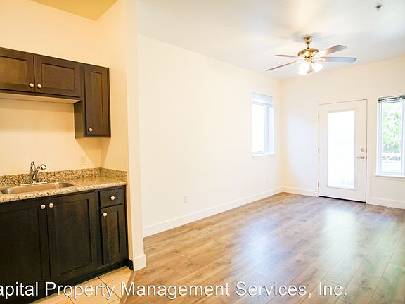 2nd image of 103 SW Meade St #13