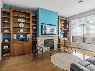 270 4th St E UNIT 401, Saint Paul, MN 55101