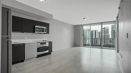 90 SW 3rd St #3003 Photo 1