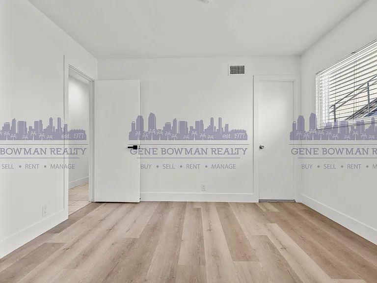 2409 Fleetwood St — Photo 16
