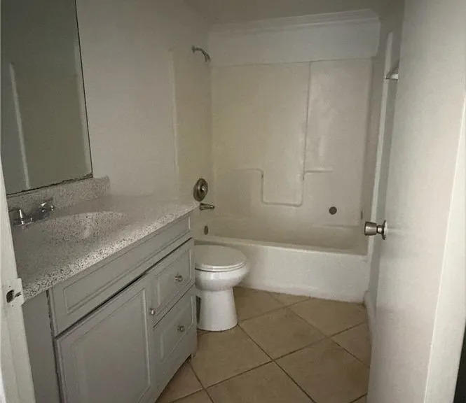 18142 Poinciana Rd — Photo 3