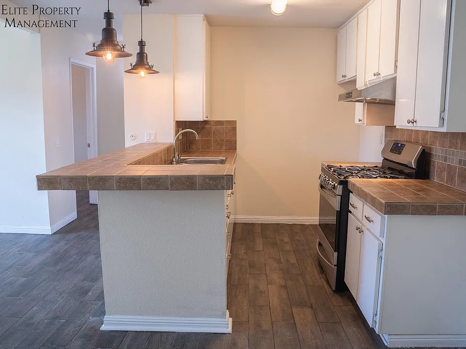 U-Shaped Kitchen