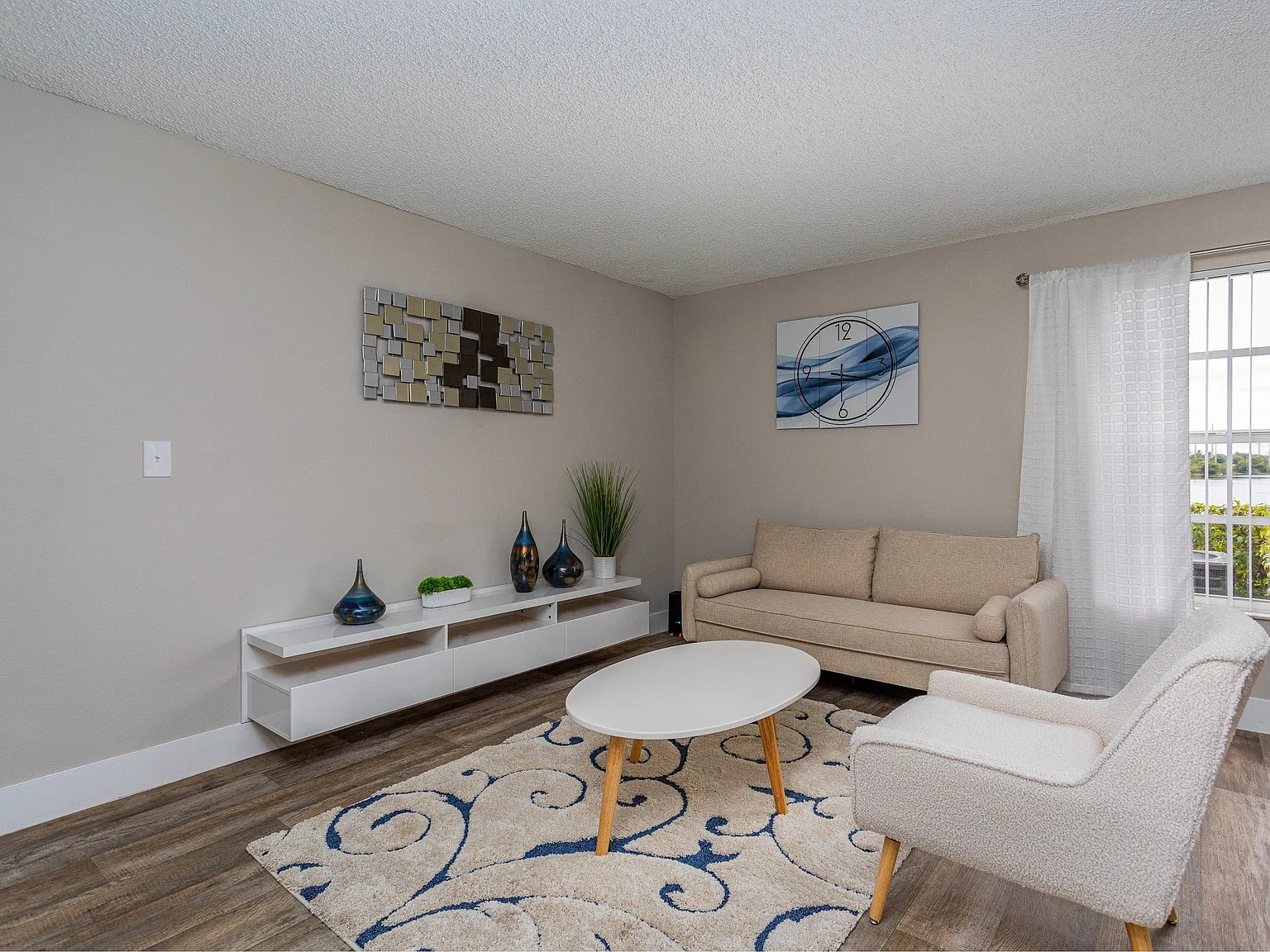 The Landings at Pembroke Lakes — Photo 2
